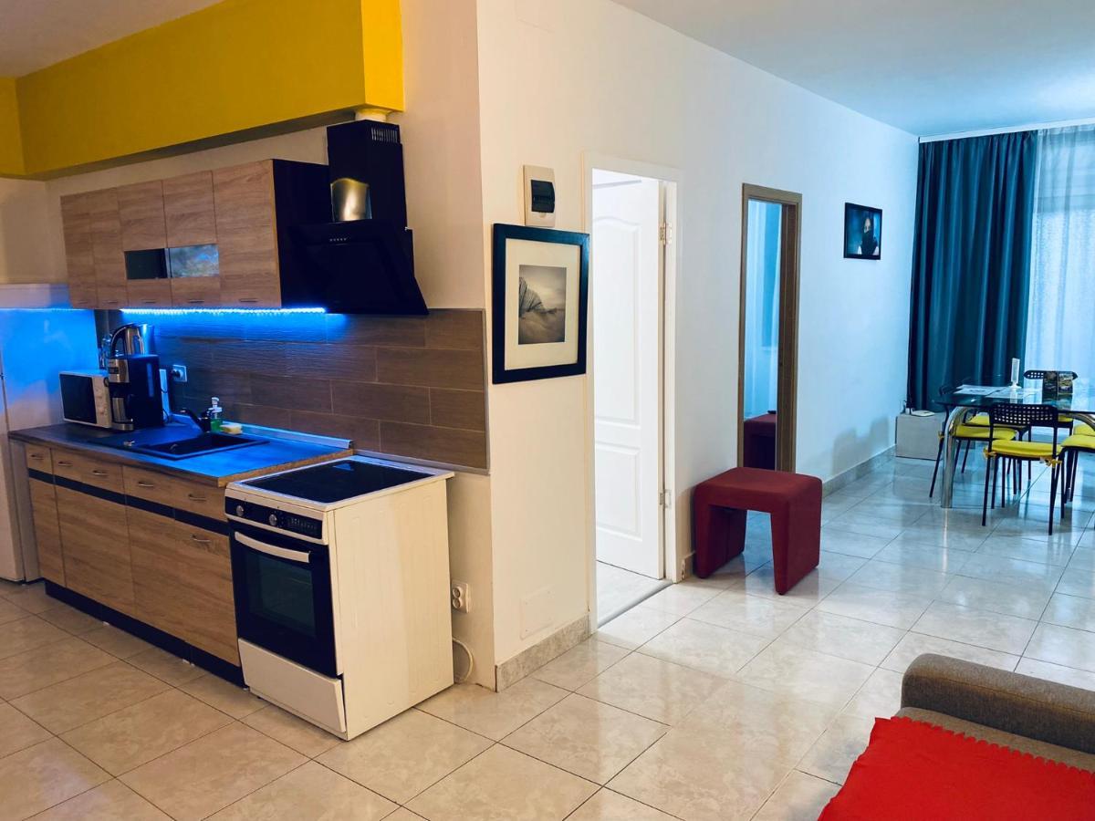 The Lincoln Suites - Central Shabbat Friendly Apartments 부쿠레슈티 외부 사진