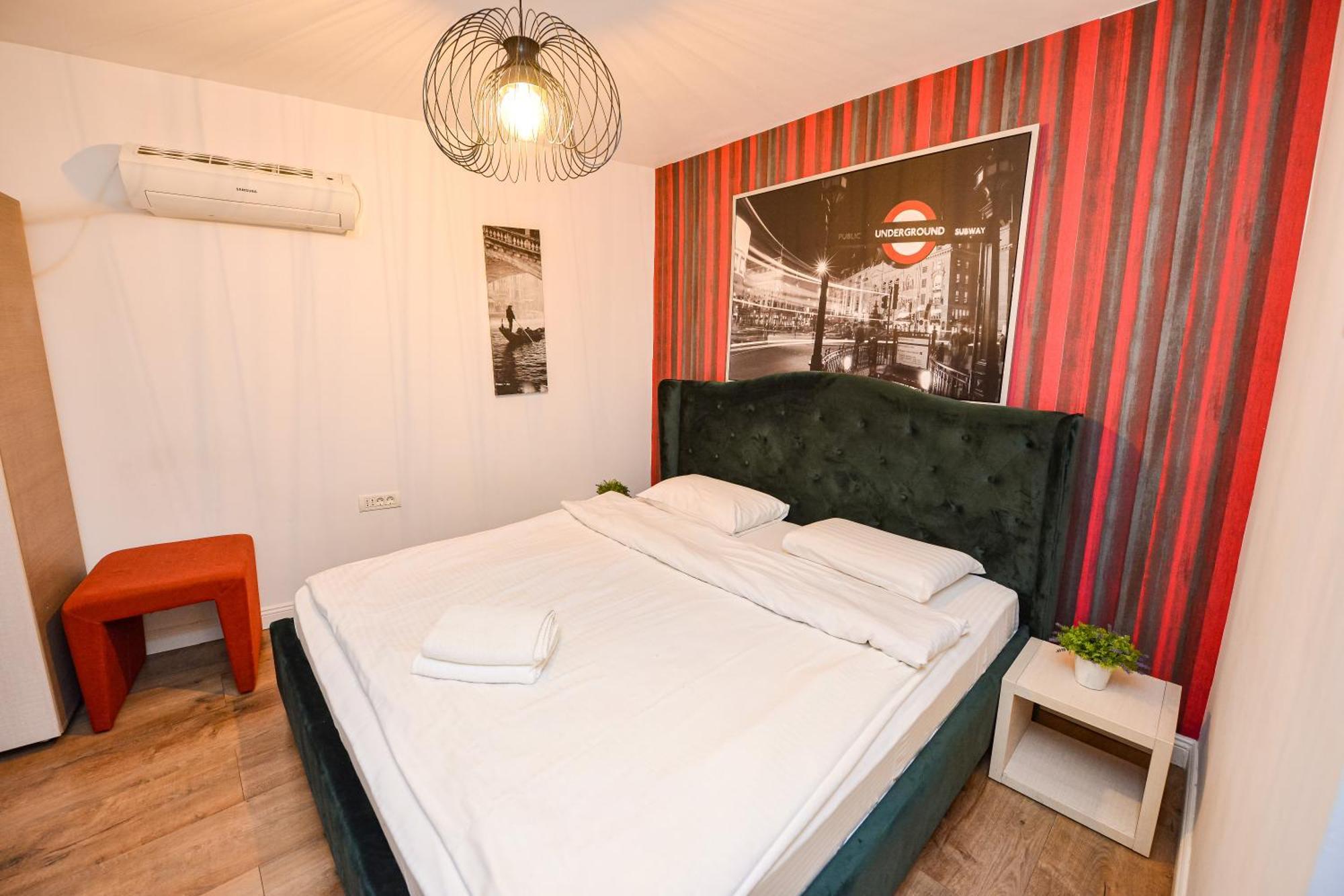 The Lincoln Suites - Central Shabbat Friendly Apartments 부쿠레슈티 외부 사진